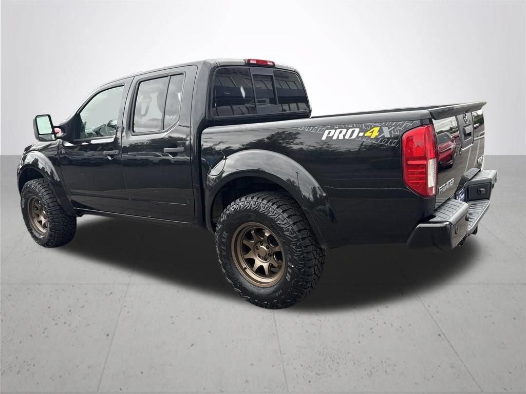 Used 2018 Nissan Frontier PRO-4X AWD/4WD image 9