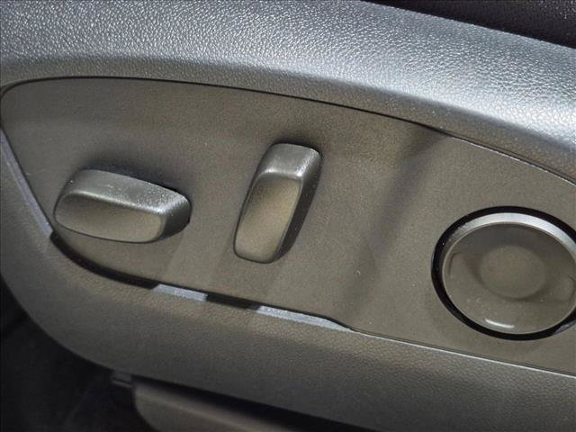 Used 2024 Chevrolet Traverse LT FWD image 9