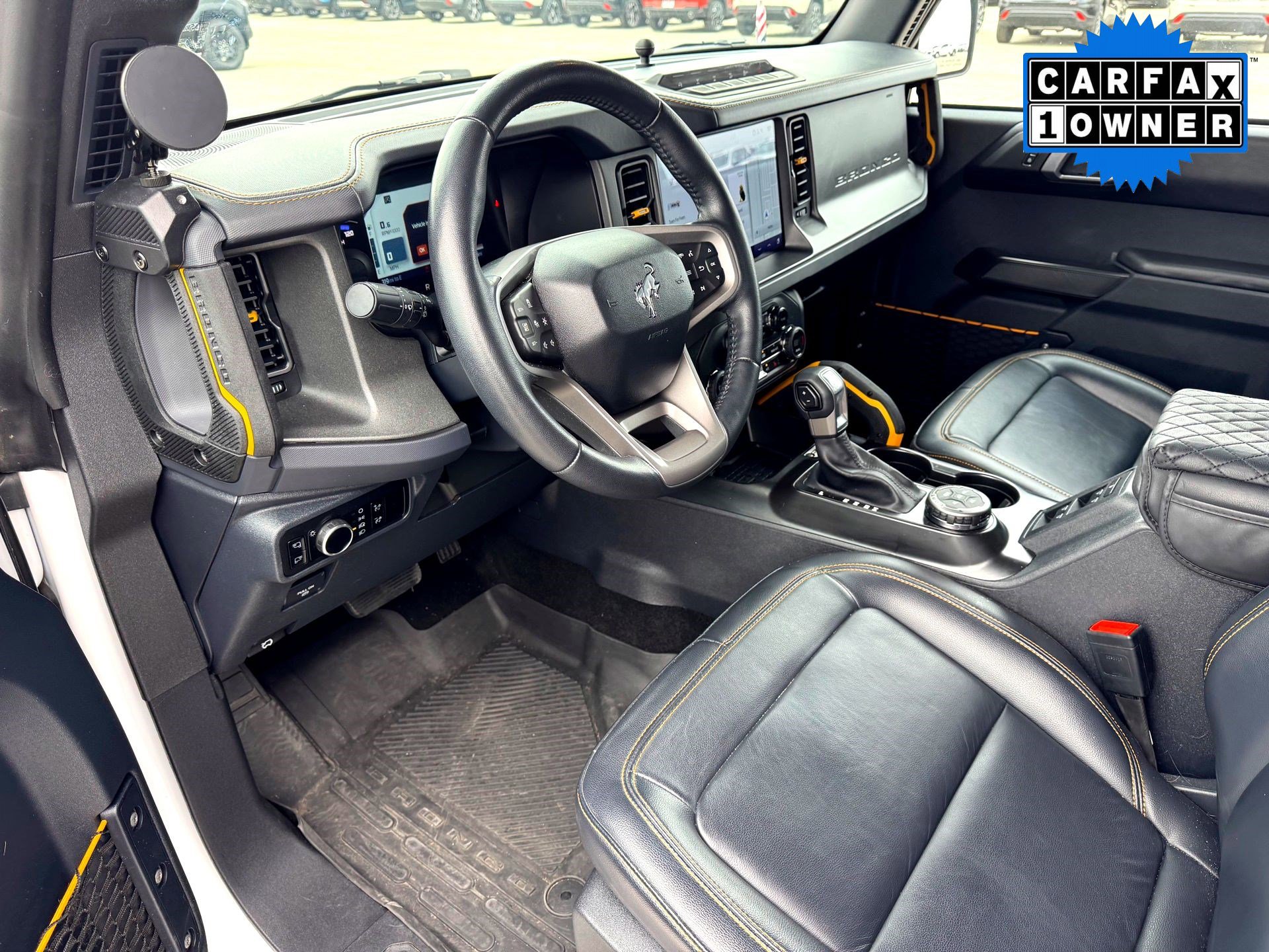 Used 2024 Ford Bronco Badlands image 12