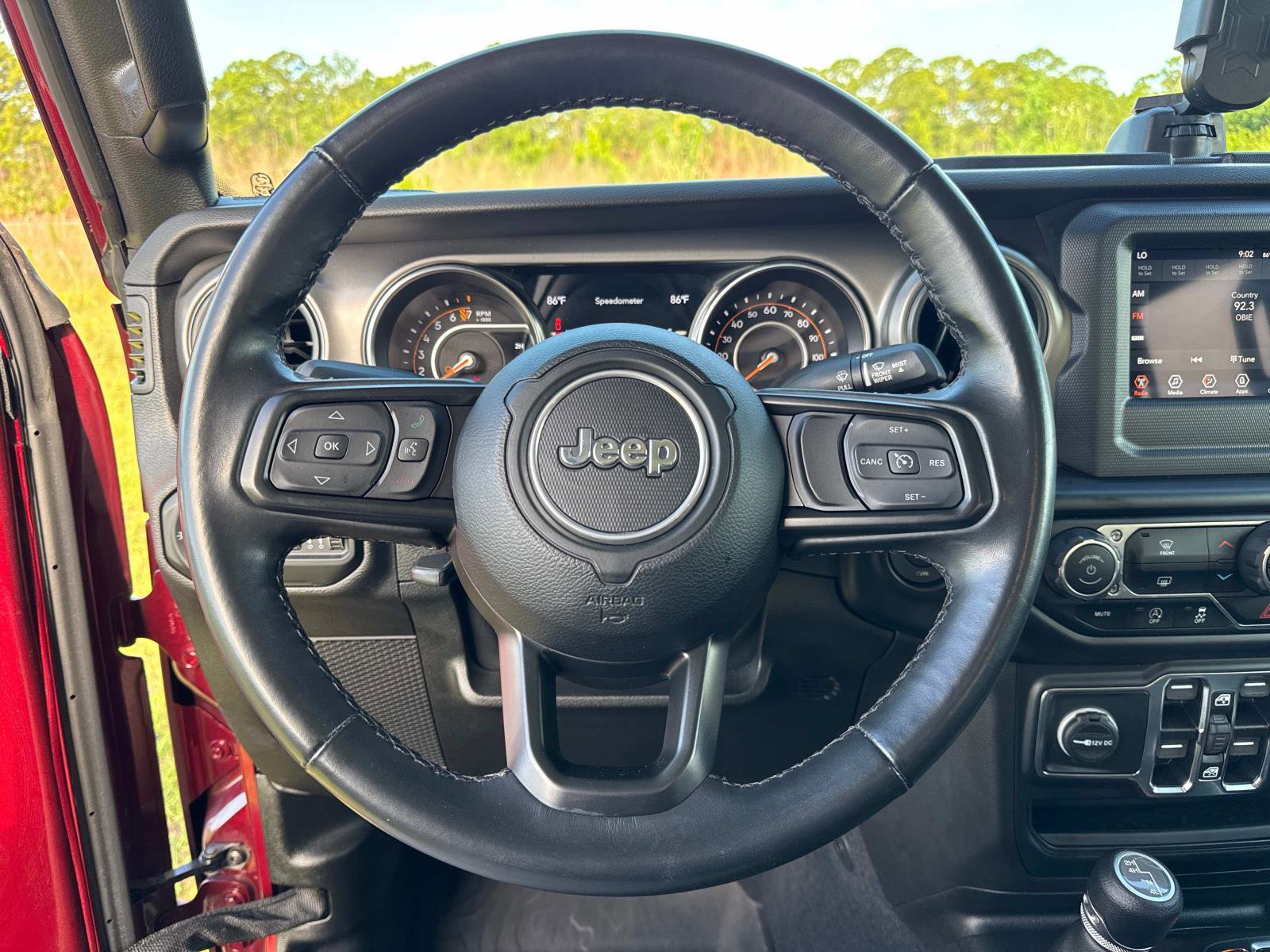 Certified 2022 Jeep Gladiator Overland AWD/4WD image 28