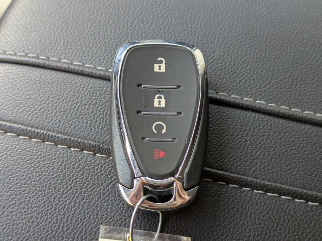 Used 2023 Chevrolet Blazer LT FWD image 32