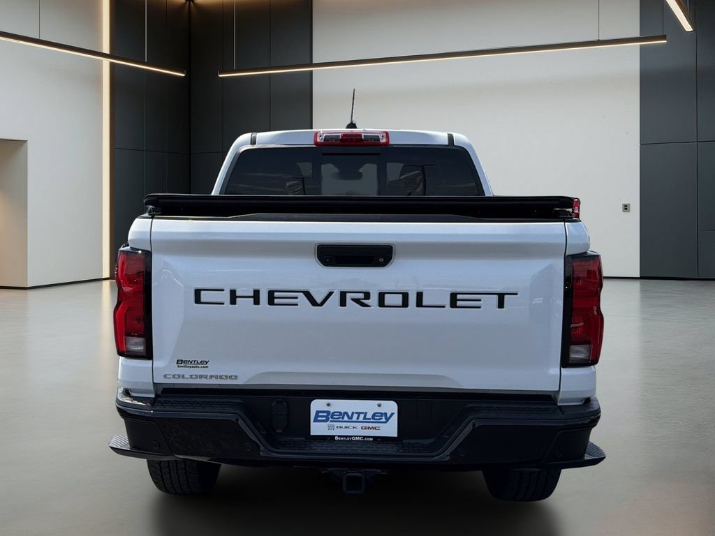 Certified 2025 Chevrolet Colorado Z71 w/ Technology Package AWD/4WD image 6
