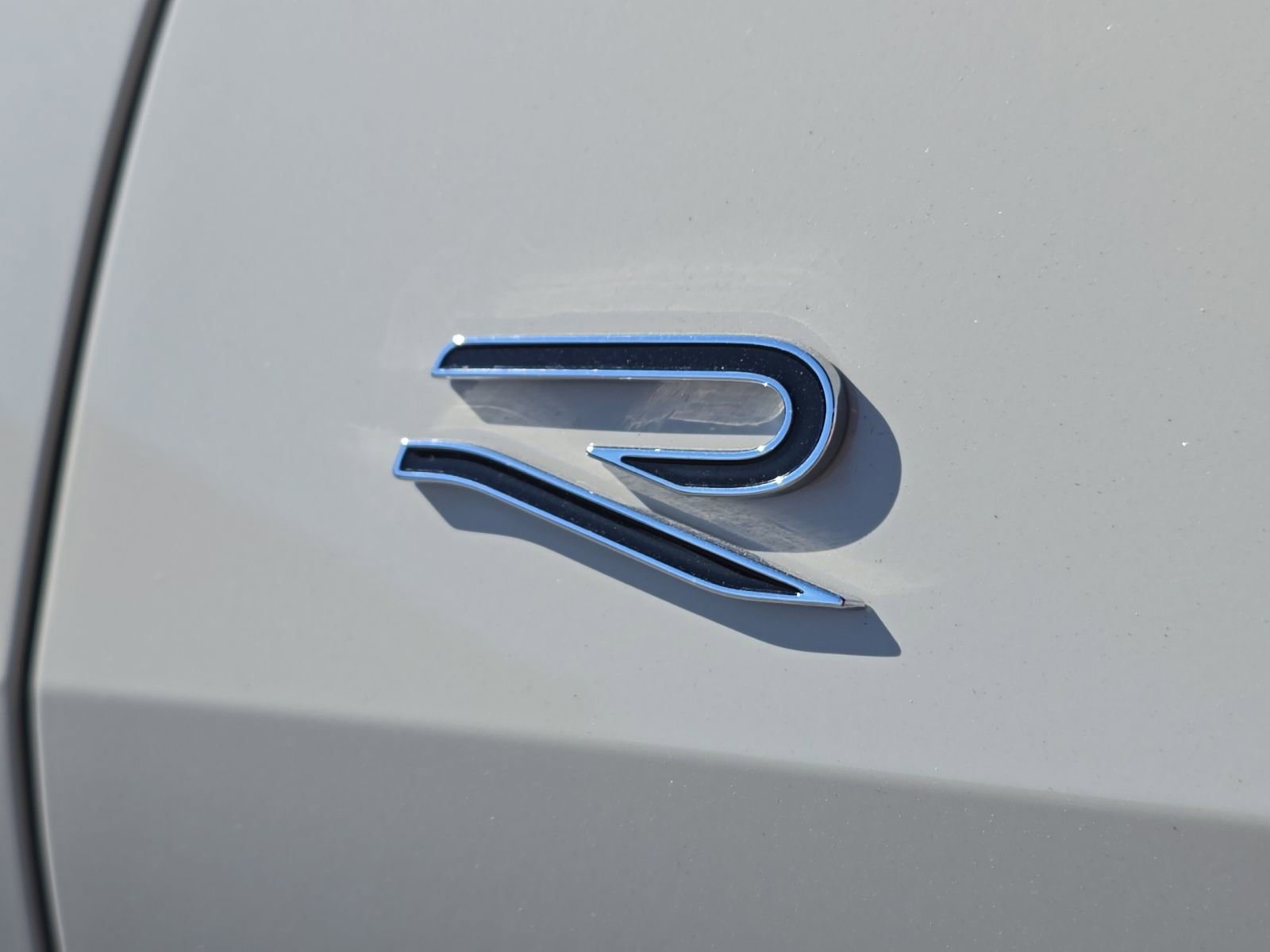 New 2026 Volkswagen Tiguan SE R-Line AWD/4WD image 13