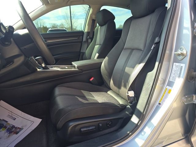 Used 2020 Honda Accord EX image 9