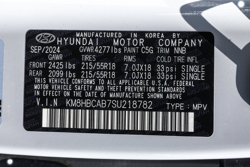 Certified 2025 Hyundai Kona SEL AWD/4WD image 36
