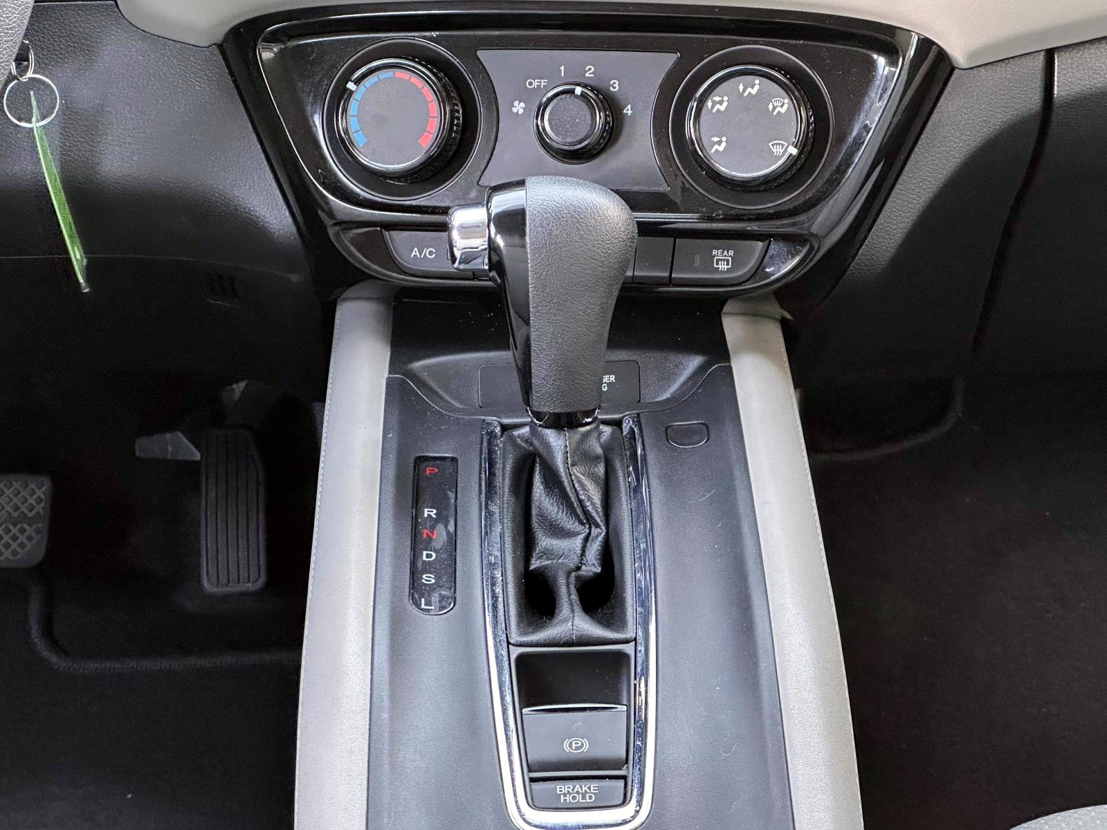 Used 2019 Honda HR-V LX image 16