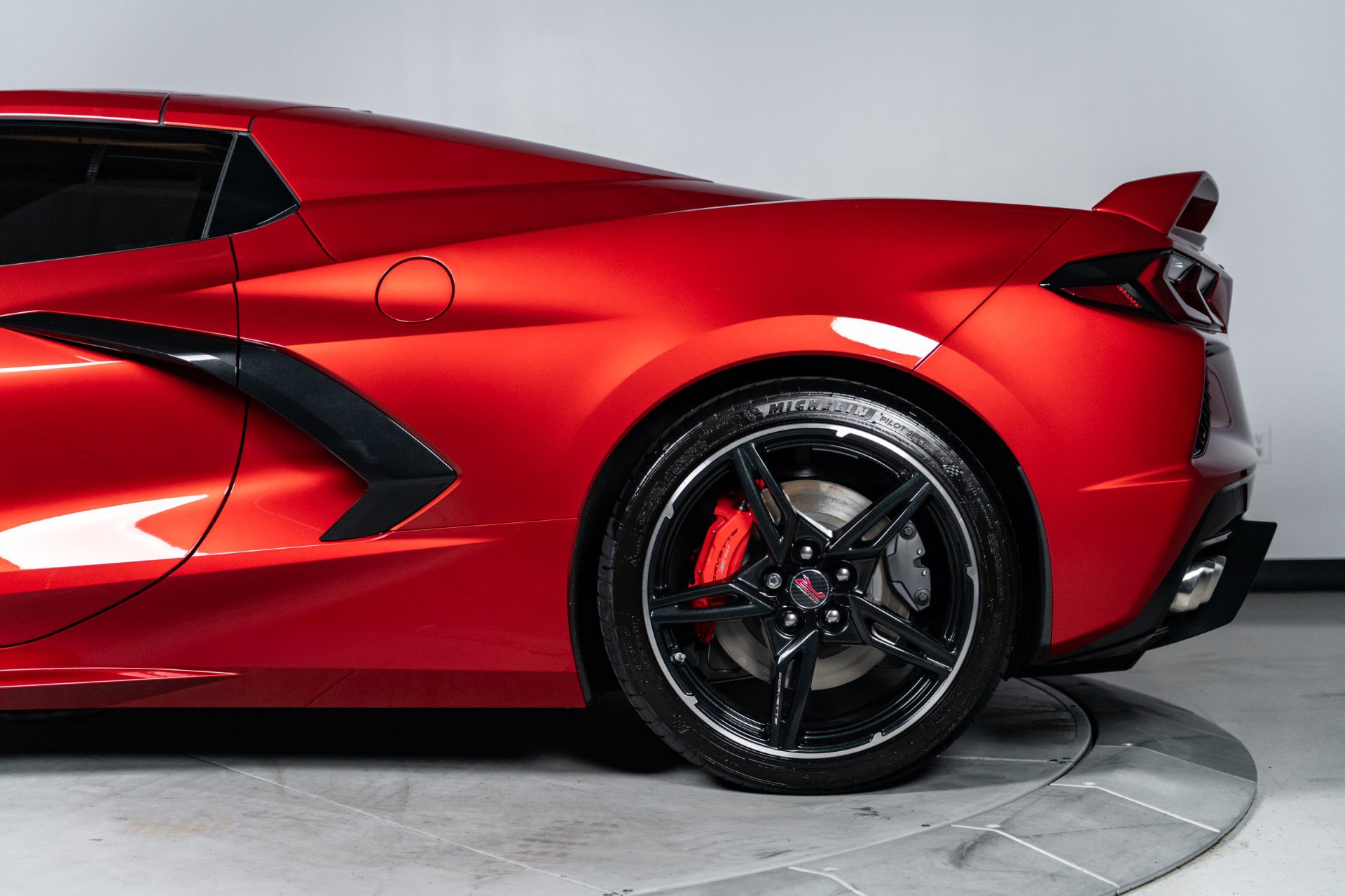 Used 2023 Chevrolet Corvette Stingray Premium Conv w/ Z51 Performance Package RWD image 89