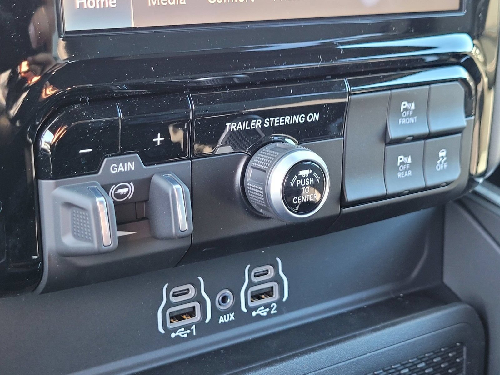 New 2026 RAM 1500 Big Horn AWD/4WD image 16
