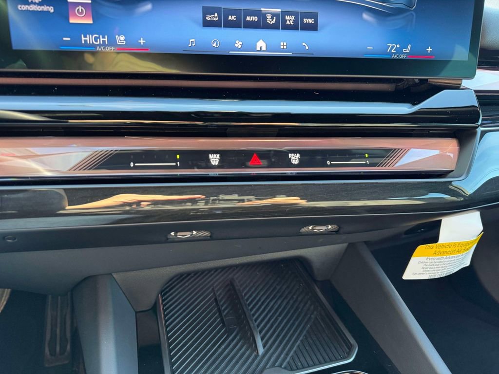 Certified 2025 BMW i5 xDrive40 w/ M Sport Package image 12