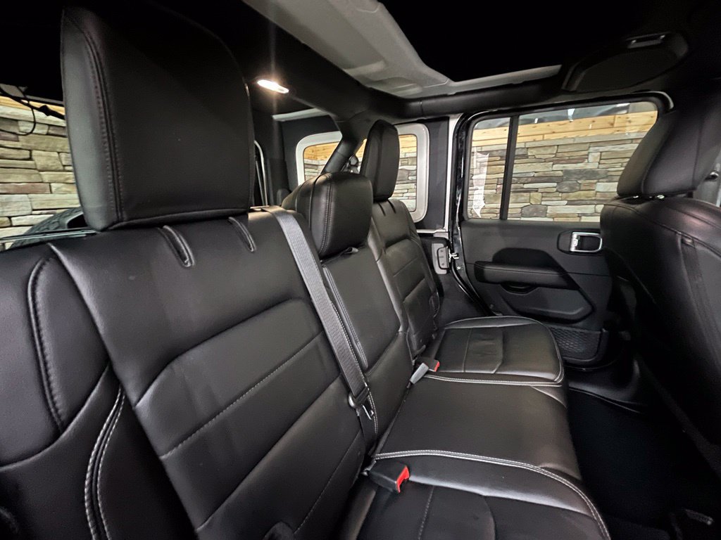 Used 2018 Jeep Wrangler Unlimited Sahara w/ Cold Weather Group AWD/4WD image 42