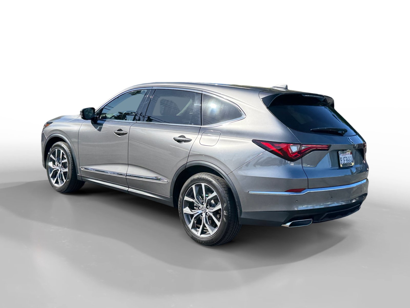 Used 2024 Acura MDX SH-AWD w/ Technology Package image 3