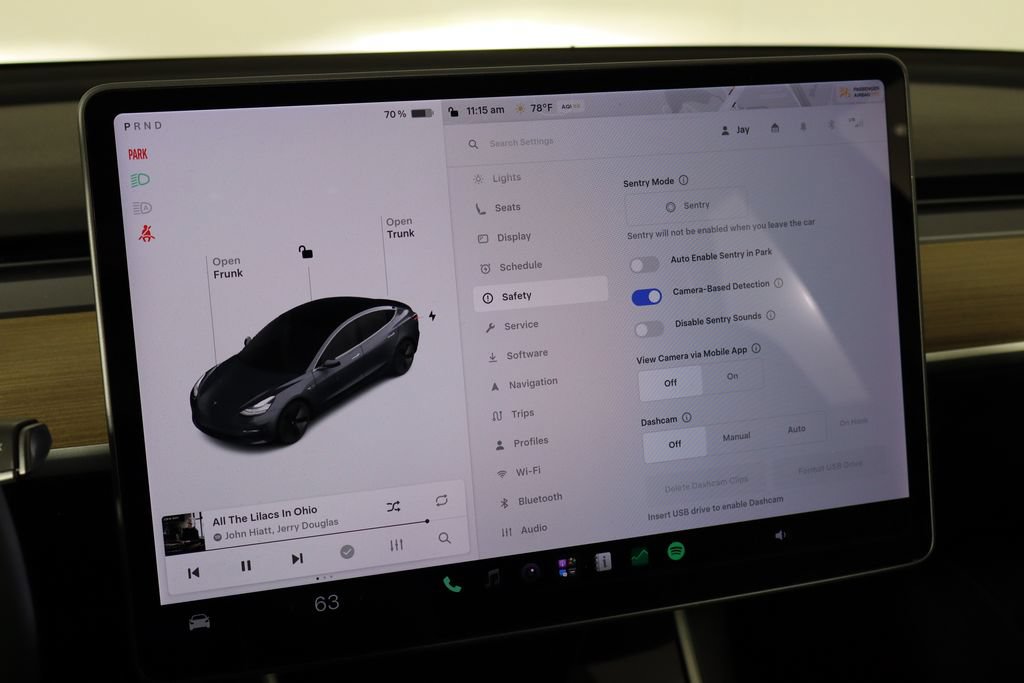 Used 2018 Tesla Model 3 Long Range RWD image 29