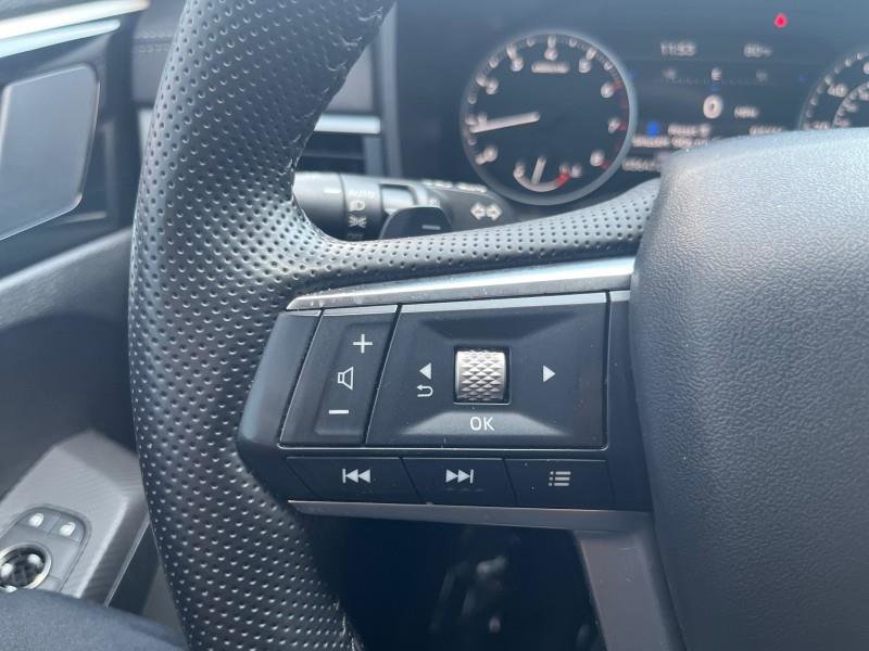 Used 2024 Mitsubishi Outlander SE image 21