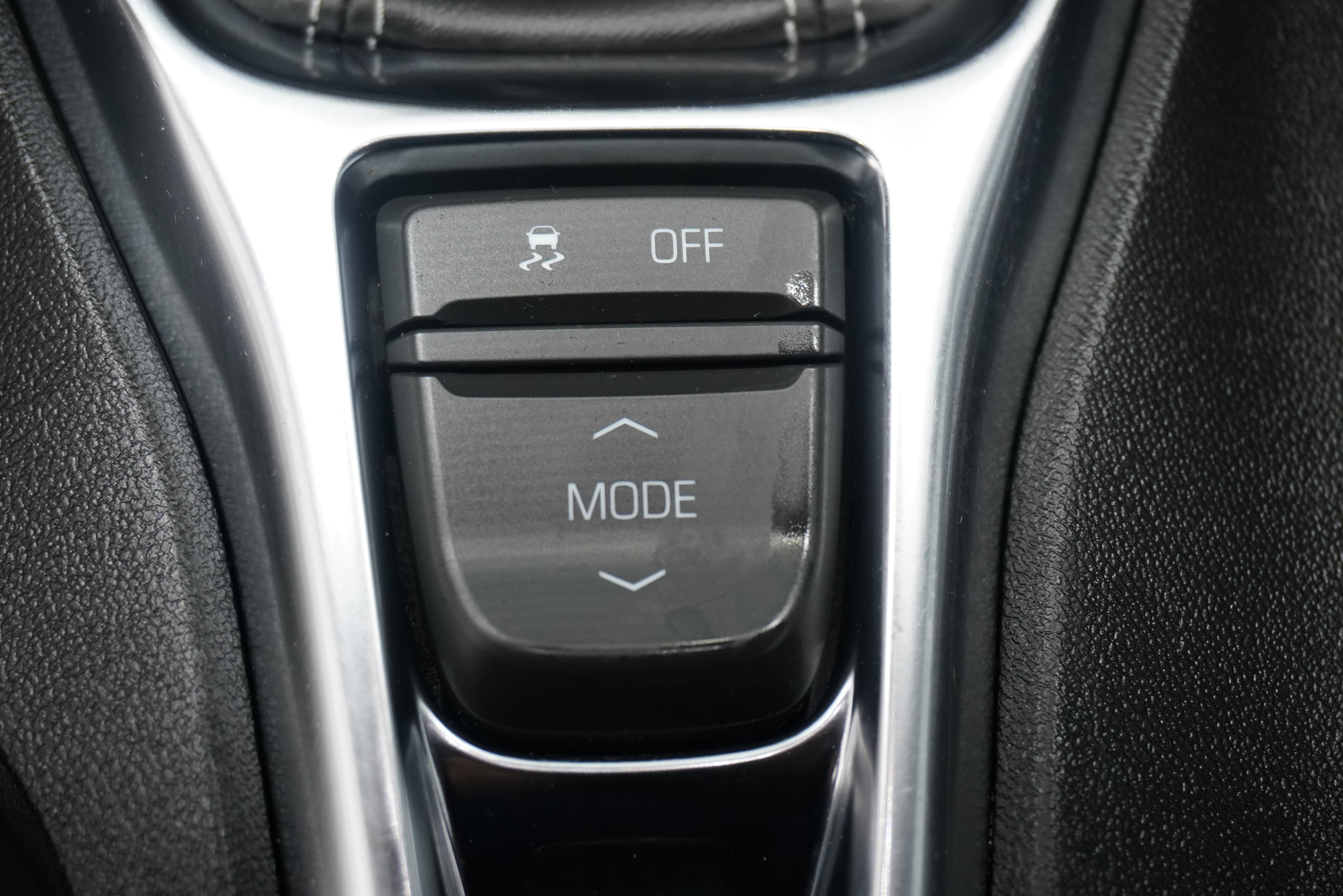 Used 2022 Chevrolet Camaro LT w/ RS Package RWD image 23