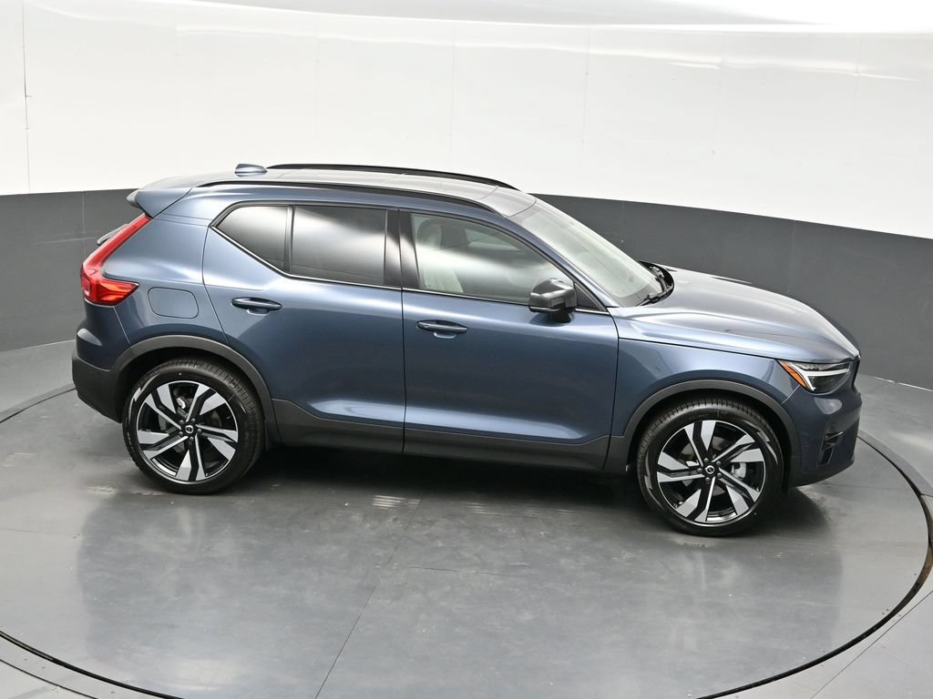 New 2026 Volvo XC40 B5 Ultra w/ Protection Package Premier AWD/4WD image 37