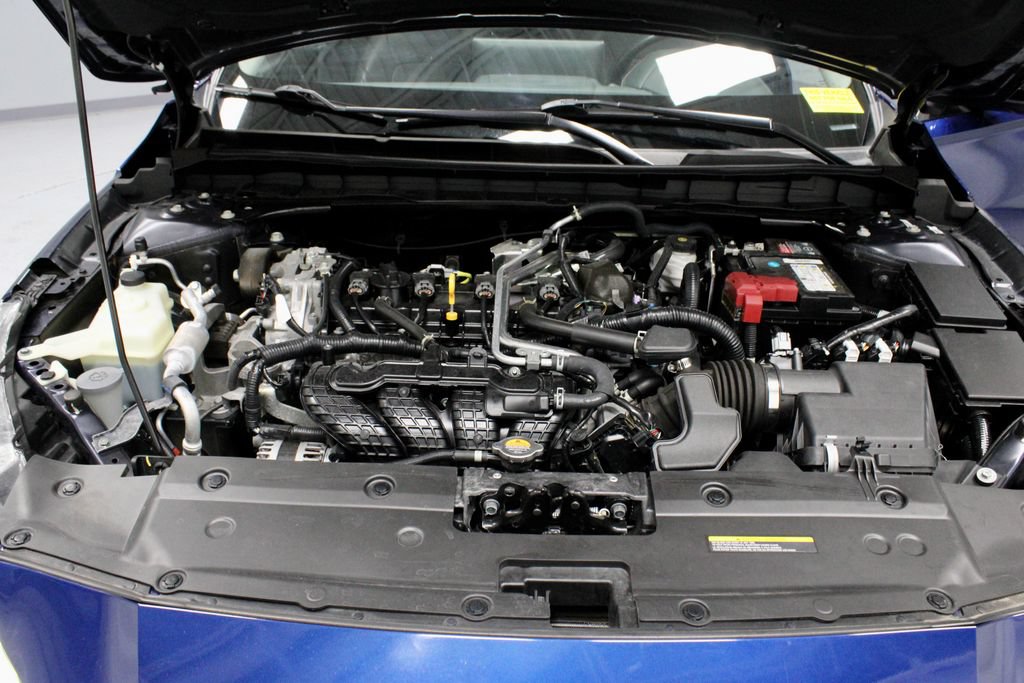 Certified 2023 Nissan Altima 2.5 SR w/ SR Premium Package FWD image 17