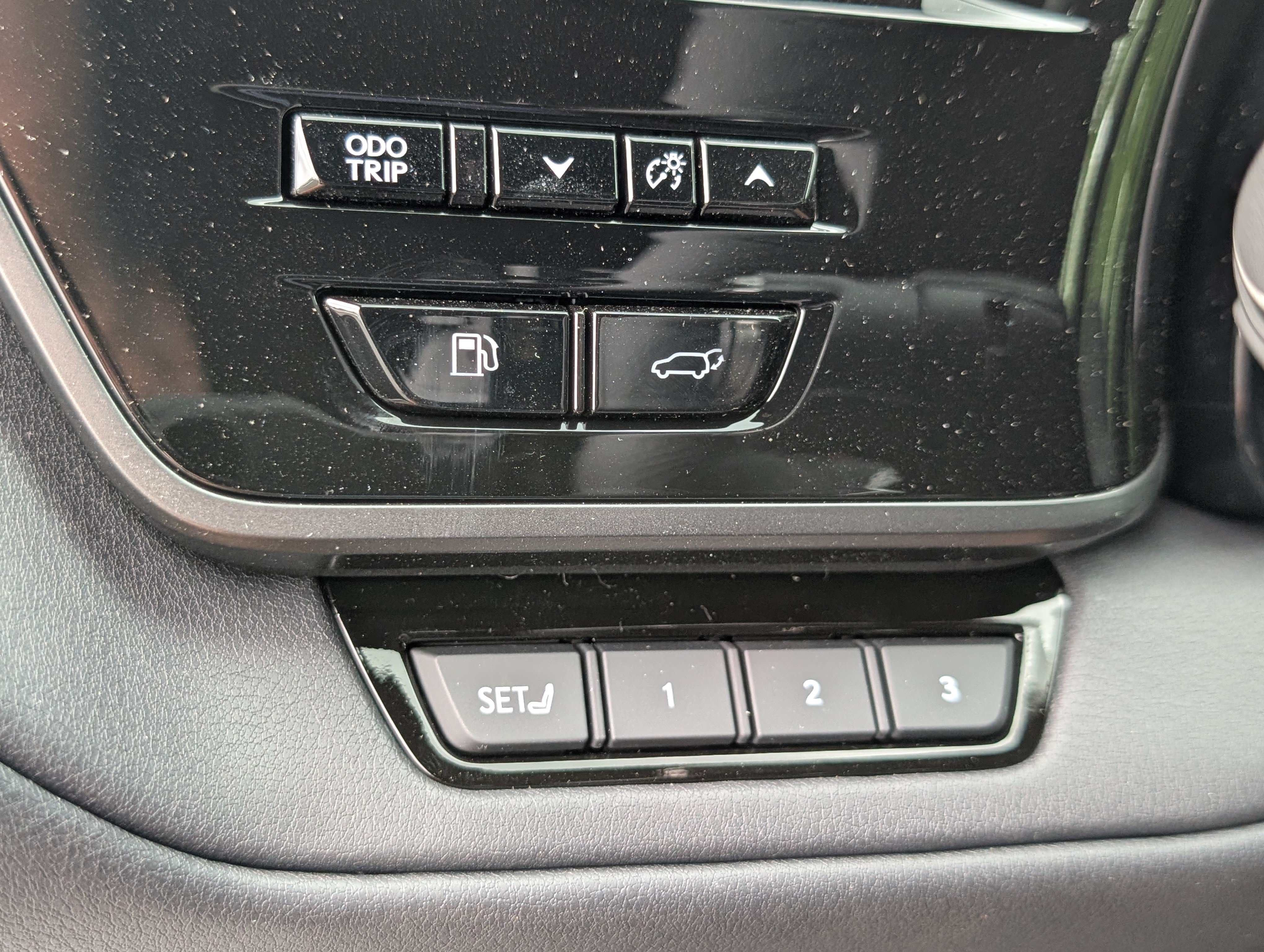 New 2026 Lexus TX 500h AWD w/ Technology Package image 20