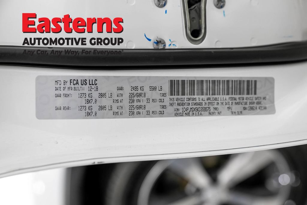 Used 2019 Jeep Cherokee Limited AWD/4WD image 37