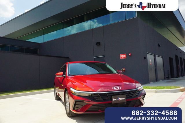 New 2025 Hyundai Elantra Blue