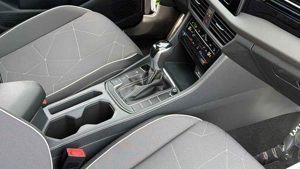 New 2026 Volkswagen Jetta Sport FWD image 9