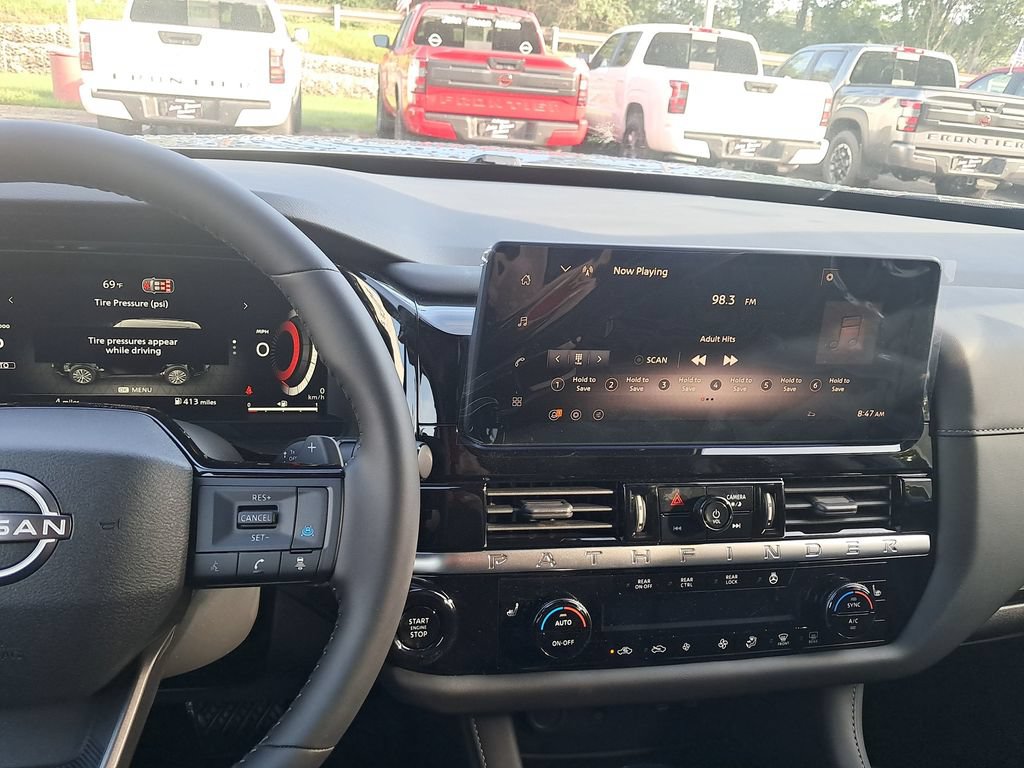 New 2026 Nissan Pathfinder SL AWD/4WD image 13