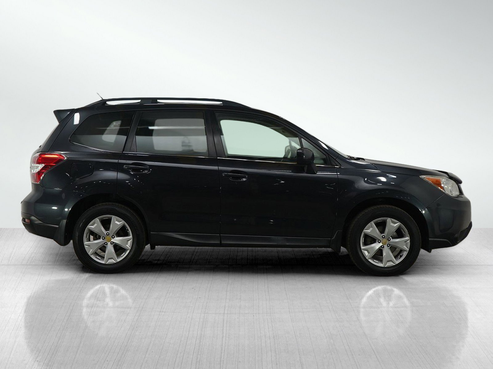 Used 2015 Subaru Forester 2.5i Limited image 6