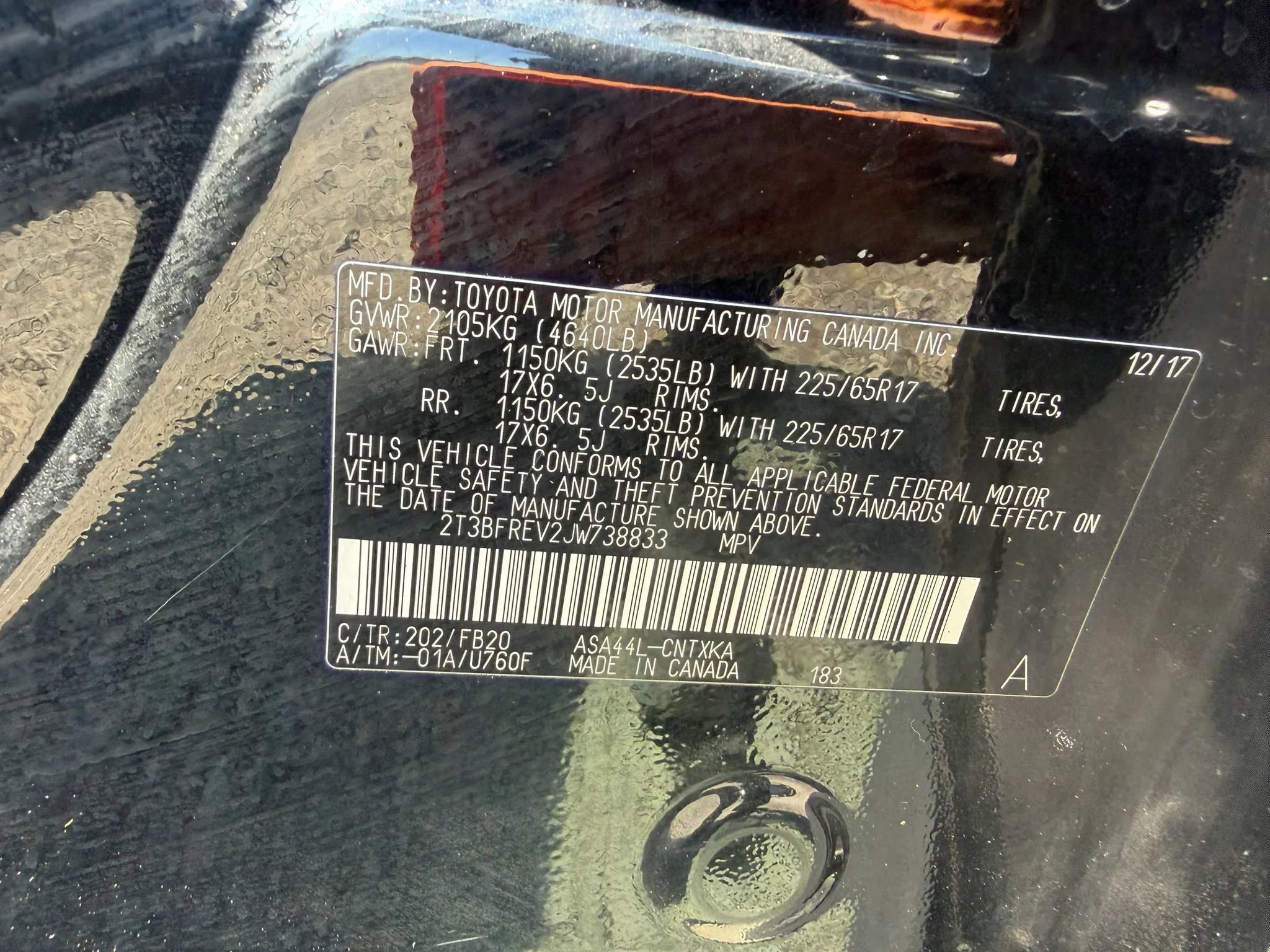 Used 2018 Toyota RAV4 LE w/ All Weather Liner Package AWD/4WD image 34