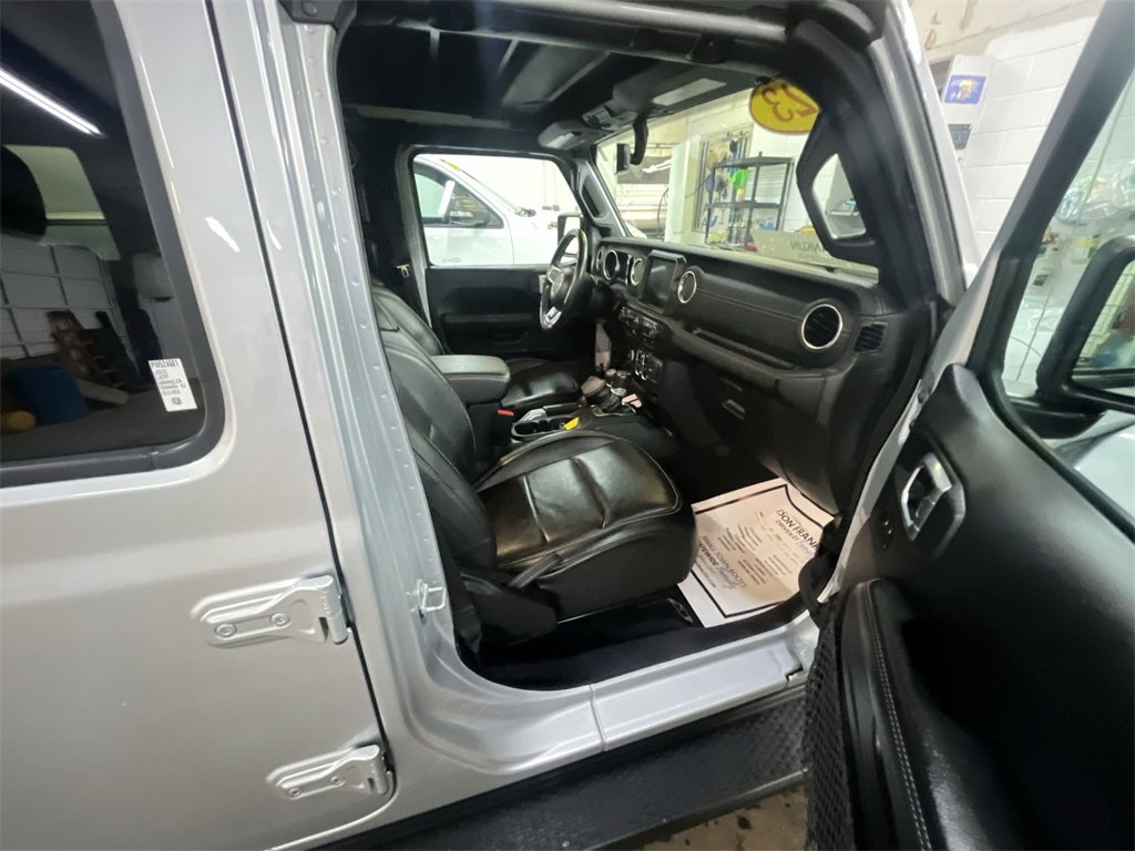 Used 2023 Jeep Wrangler Unlimited Sahara w/ Cold Weather Group image 24