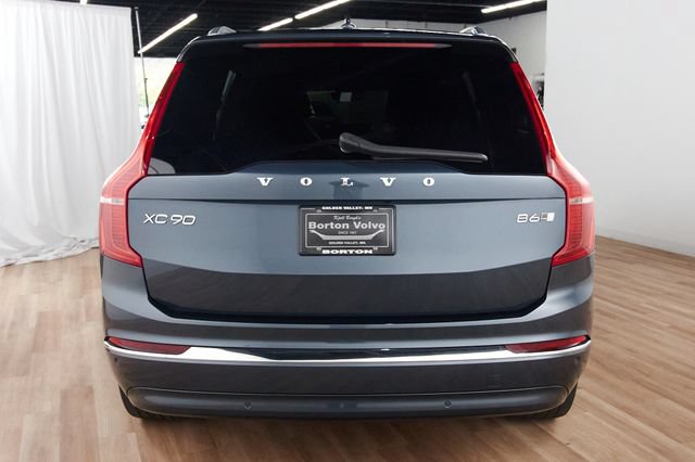 Certified 2023 Volvo XC90 B6 Ultimate AWD/4WD image 4