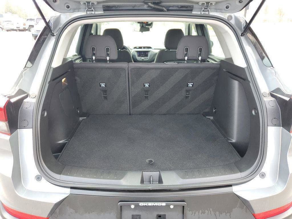 Used 2023 Chevrolet TrailBlazer LS image 27