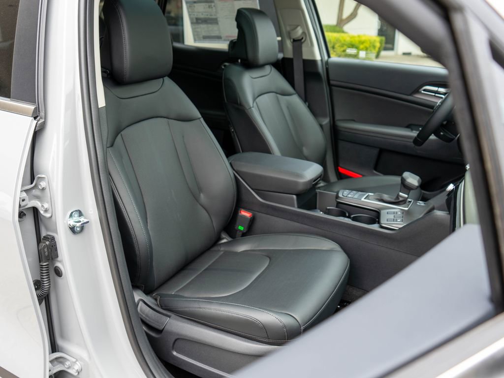 New 2026 Kia Sportage EX AWD/4WD image 9
