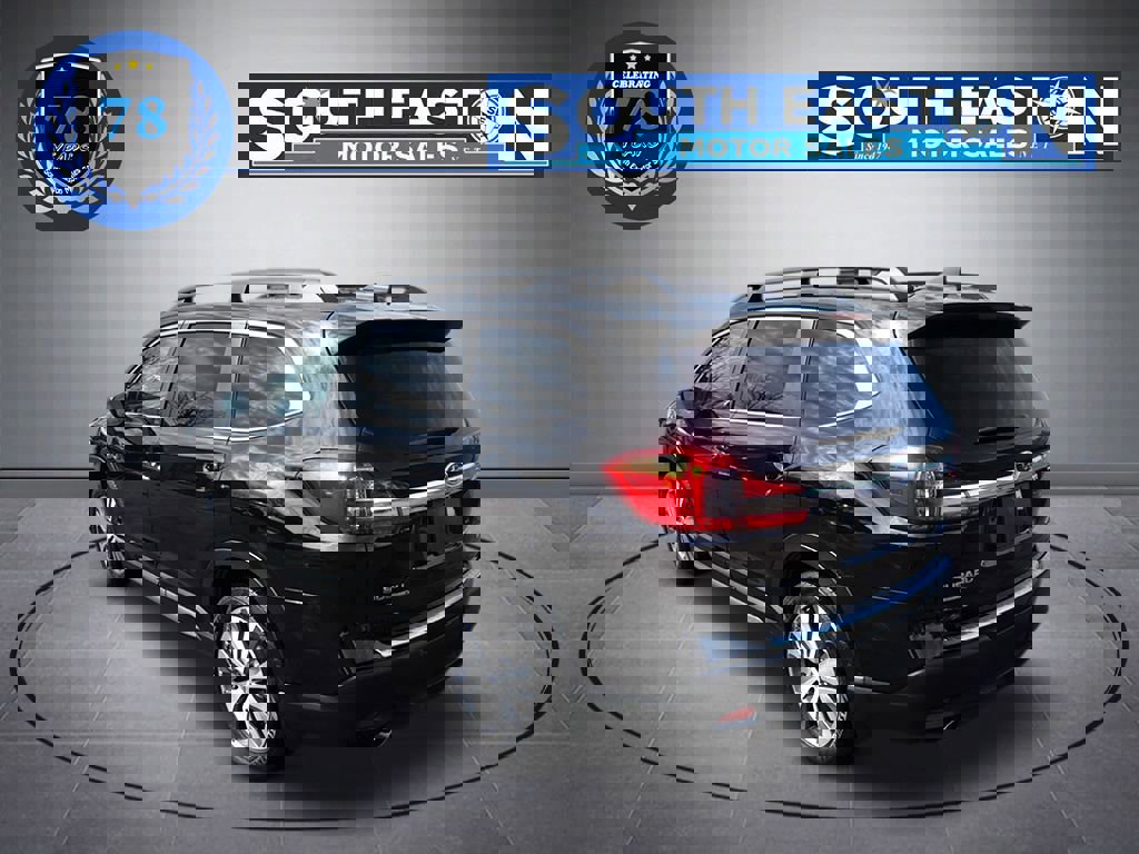 Used 2021 Subaru Ascent Limited w/ Technology Package image 5