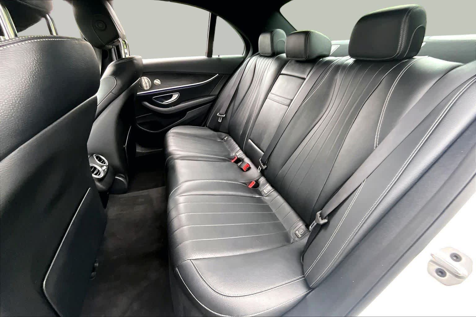 Used 2022 Mercedes-Benz E 350 4MATIC Sedan image 20