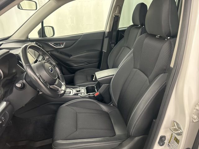 Used 2022 Subaru Forester Premium image 5