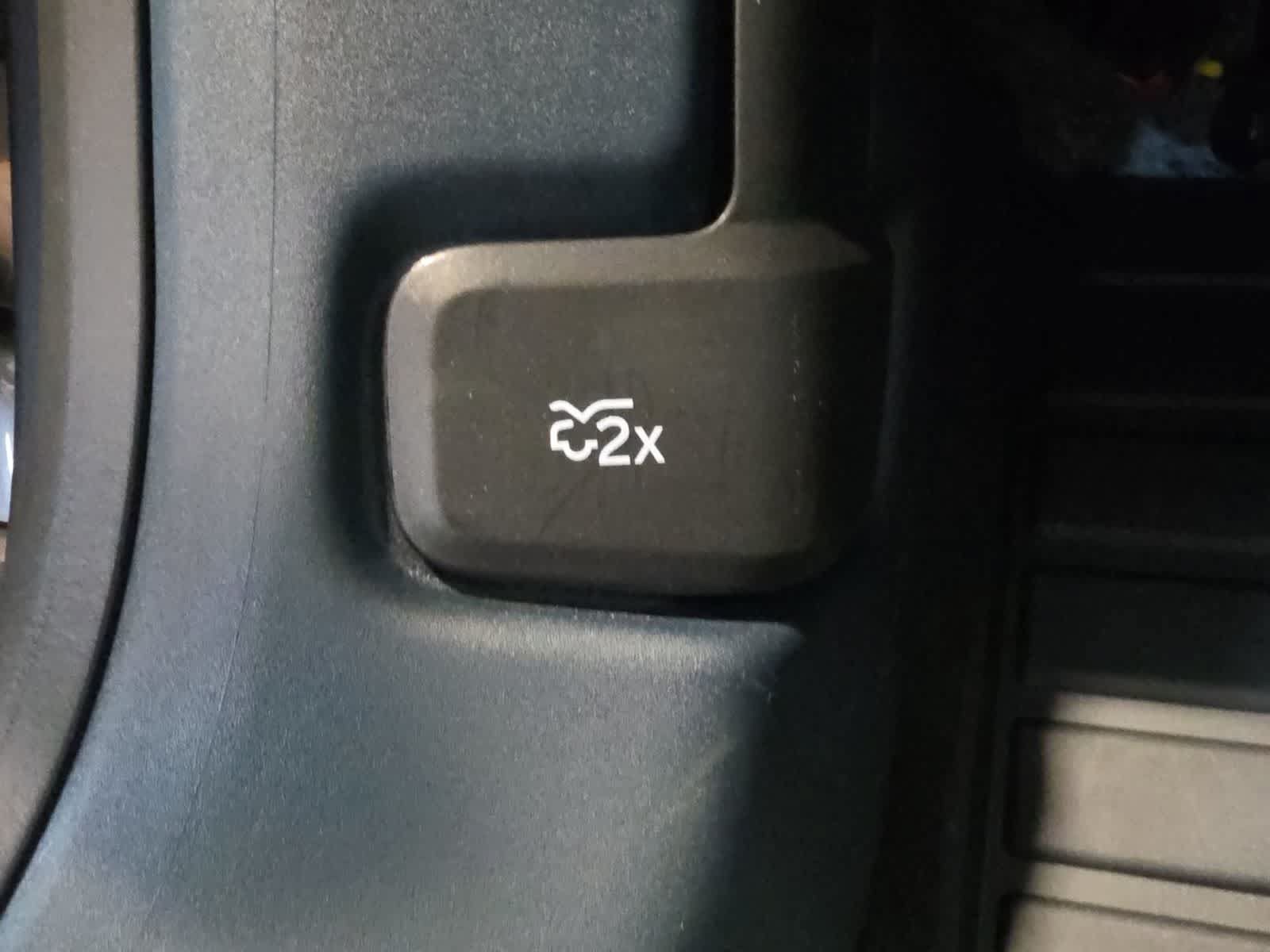 Used 2026 Ford Maverick Lobo AWD/4WD image 21