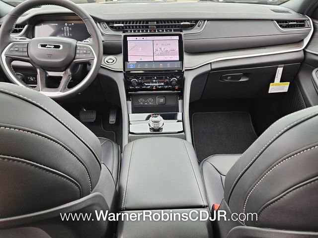 New 2025 Jeep Grand Cherokee Limited w/ Trailer Tow Package image 8