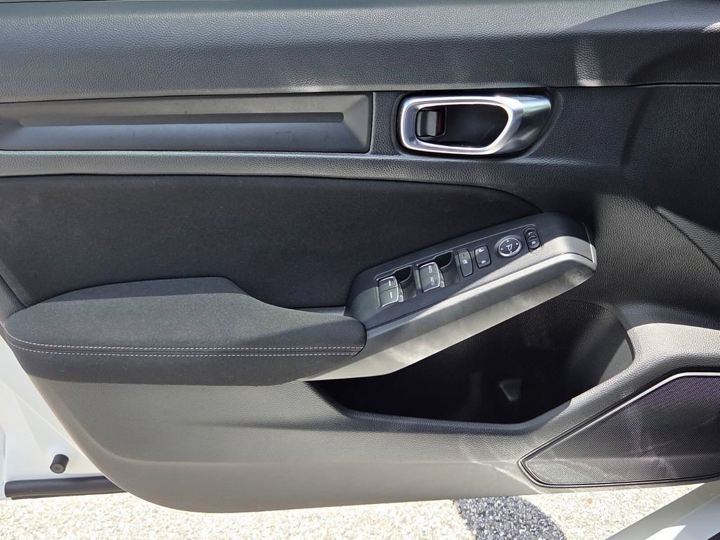 Certified 2025 Honda Civic Sport image 31