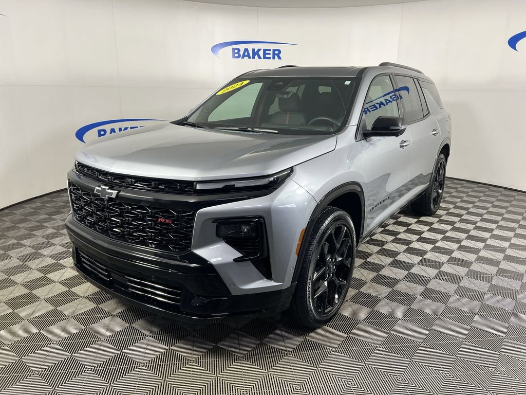 Used 2024 Chevrolet Traverse RS w/ LPO, Floor Liner Package AWD/4WD image 1