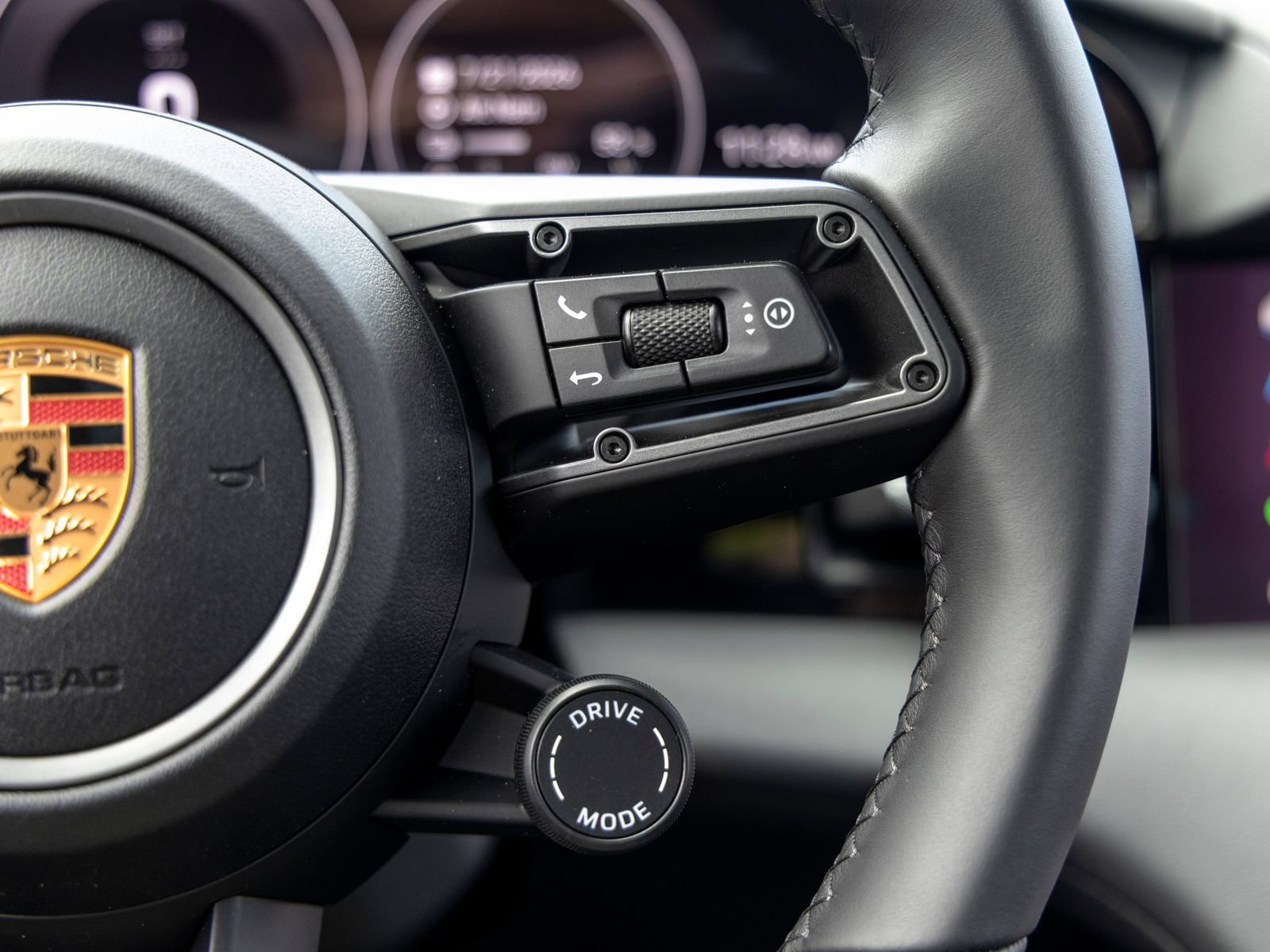 New 2026 Porsche Taycan AWD/4WD image 30
