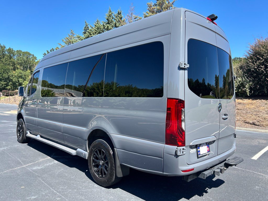 Used 2022 Mercedes-Benz Sprinter 2500 image 18
