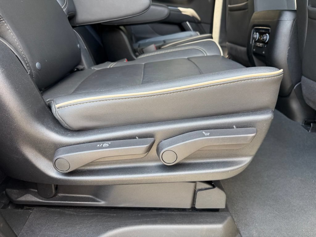 Used 2024 Chevrolet Tahoe Premier AWD/4WD image 42