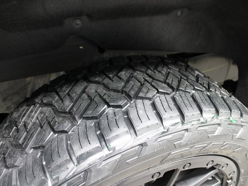 Used 2024 Chevrolet Silverado 1500 LT Trail Boss image 30