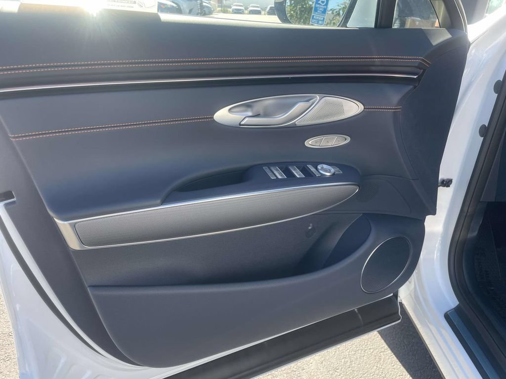 New 2026 Genesis GV70 3.5T Sport Advanced AWD/4WD image 19