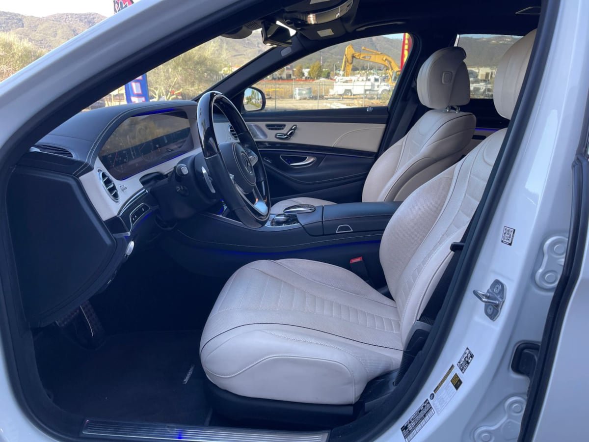 Used 2019 Mercedes-Benz S 560 Sedan image 23