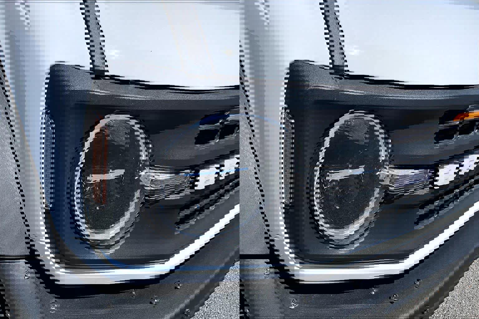 Used 2023 Ford Bronco Black Diamond w/ Sasquatch Package image 25