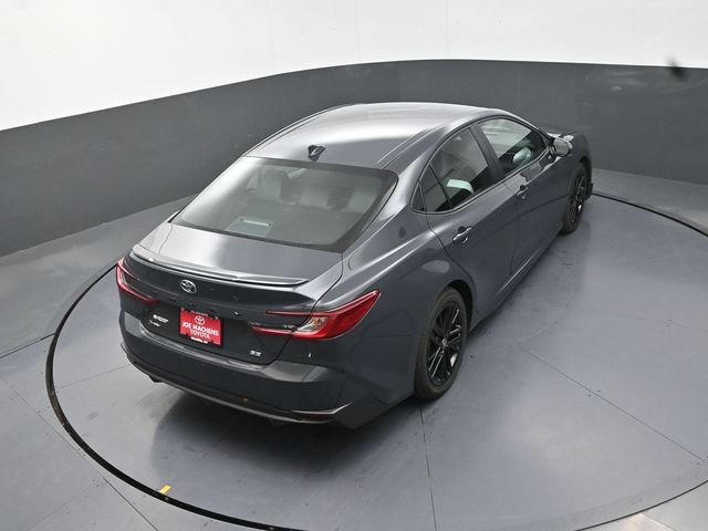 Used 2026 Toyota Camry SE FWD image 29