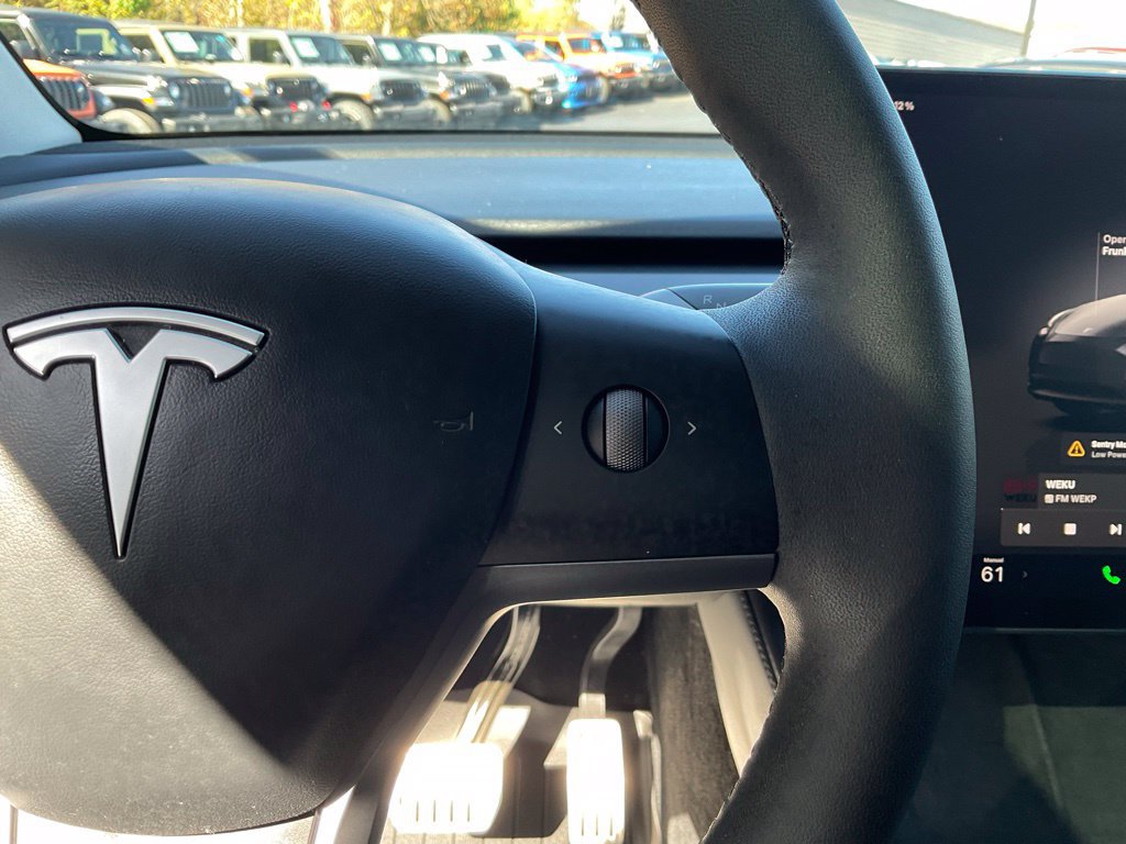 Used 2023 Tesla Model Y Performance AWD/4WD image 12
