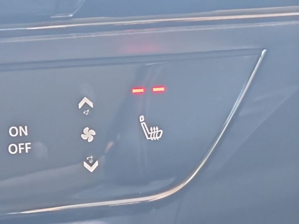 New 2026 Nissan Kicks SR w/ SR Premium Package image 21