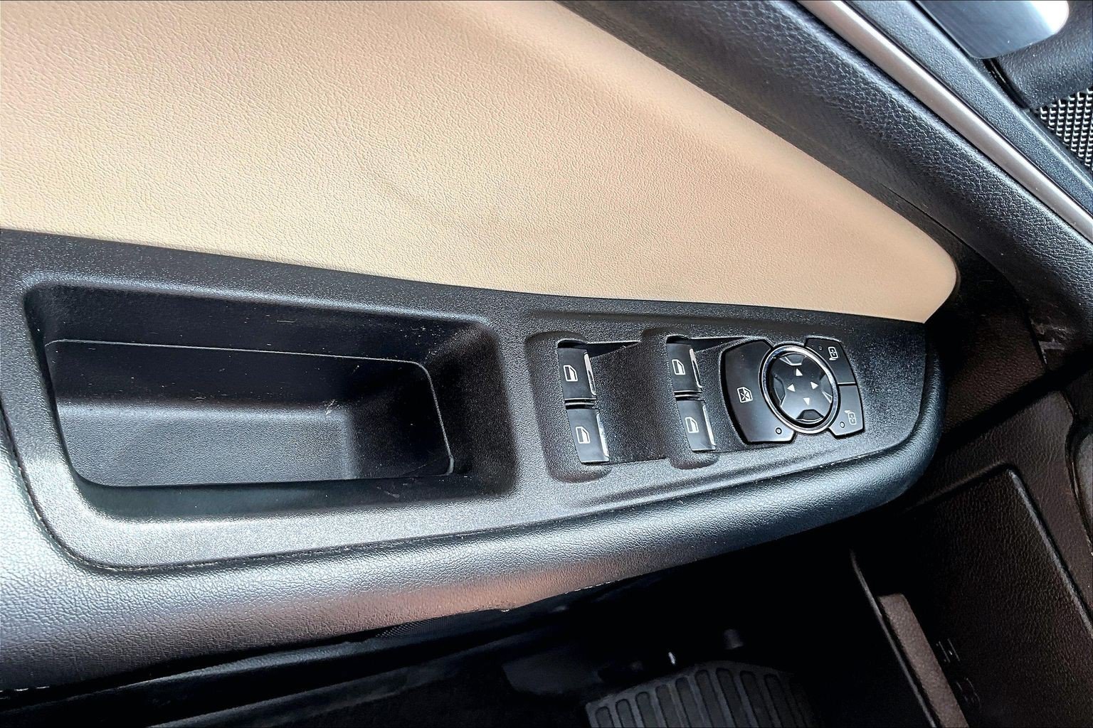 Used 2024 Ford Edge SEL w/ Convenience Package AWD/4WD image 33