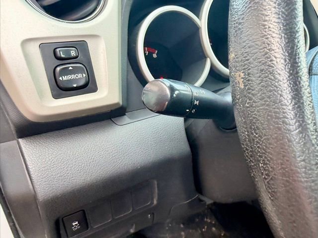 Used 2010 Toyota Matrix image 25